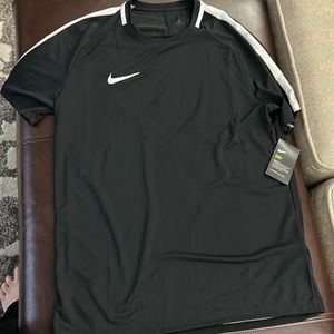Men’s Nike dry fit